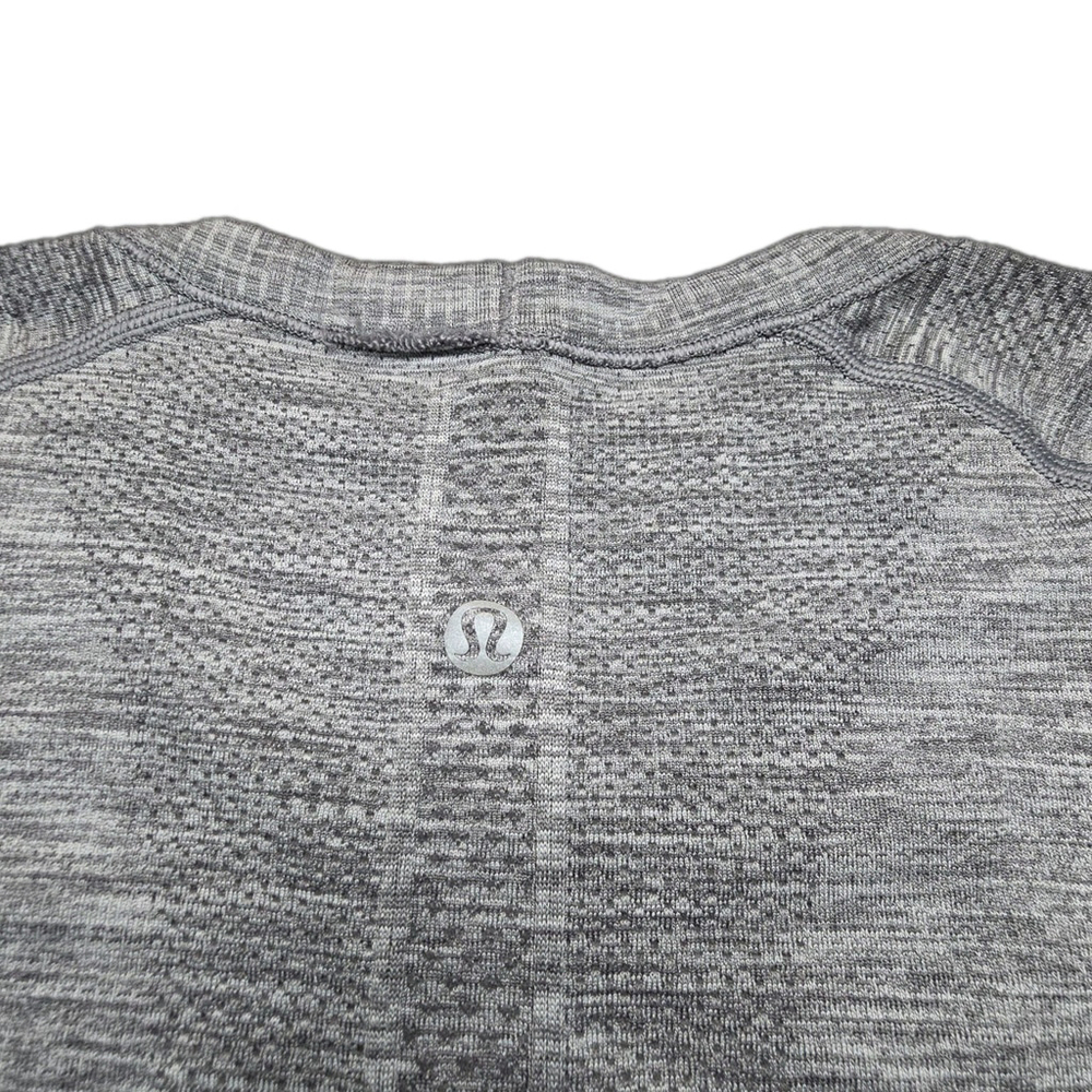 Lululemon Womens Shirt Medium Black Gray Swiftly Tech Relaxed - Picture 5 of 6